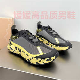 莞产新款高帮系带头层牛皮休闲运动鞋男拼色厚底休闲百搭高帮板鞋