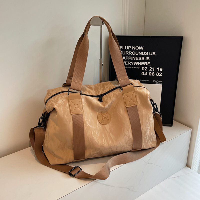 Nueva bolsa de fitness de moda simple, bolsa de almacenamiento de viajes de ocio de gran capacidad, bolsa de entrenamiento de yoga deportivo para mujeres al por mayor