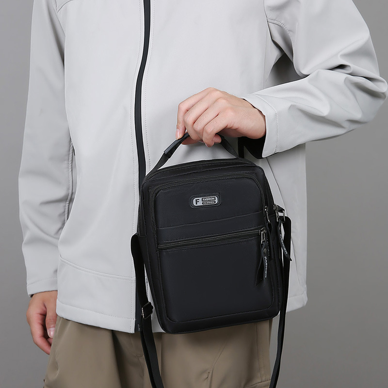 Bolsa de hombro ocio transfronteriza de gran capacidad de viaje de negocios bolso de mano de hombre multicapa de almacenamiento bolso de nylon