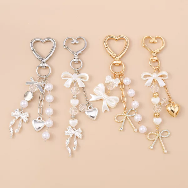 European and American Cross-Border Jewelry New Fashion Three-Dimensional Heart Key Ring Exquisite Pearl Bow Key Chain Pendant