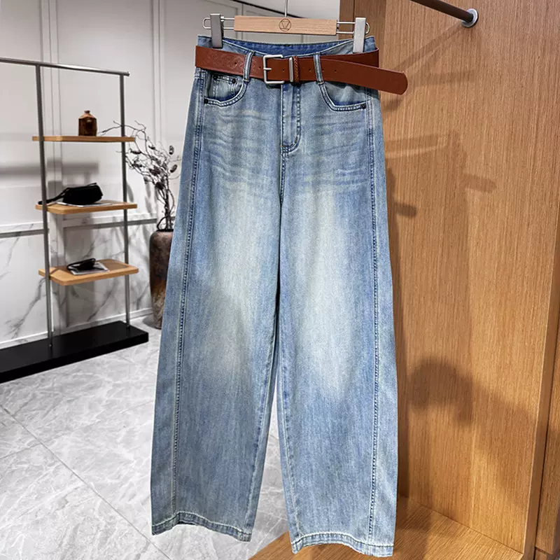 浅蓝色直筒牛仔裤女2026春夏新款配腰带窄版简约休闲显瘦阔腿长裤