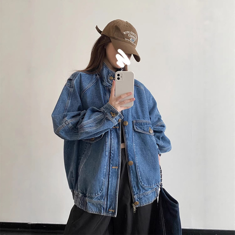 Korean-Style Retro Chic Stand-Collar Denim Jacket for Women, Autumn Design, Niche Loose-Fitting Versatile Bomber Jacket Korean-Style Retro Chic Stand-Collar Denim Jacket for Women, Autumn Design, Niche Loose-Fitting Versatile Bomber Jacket