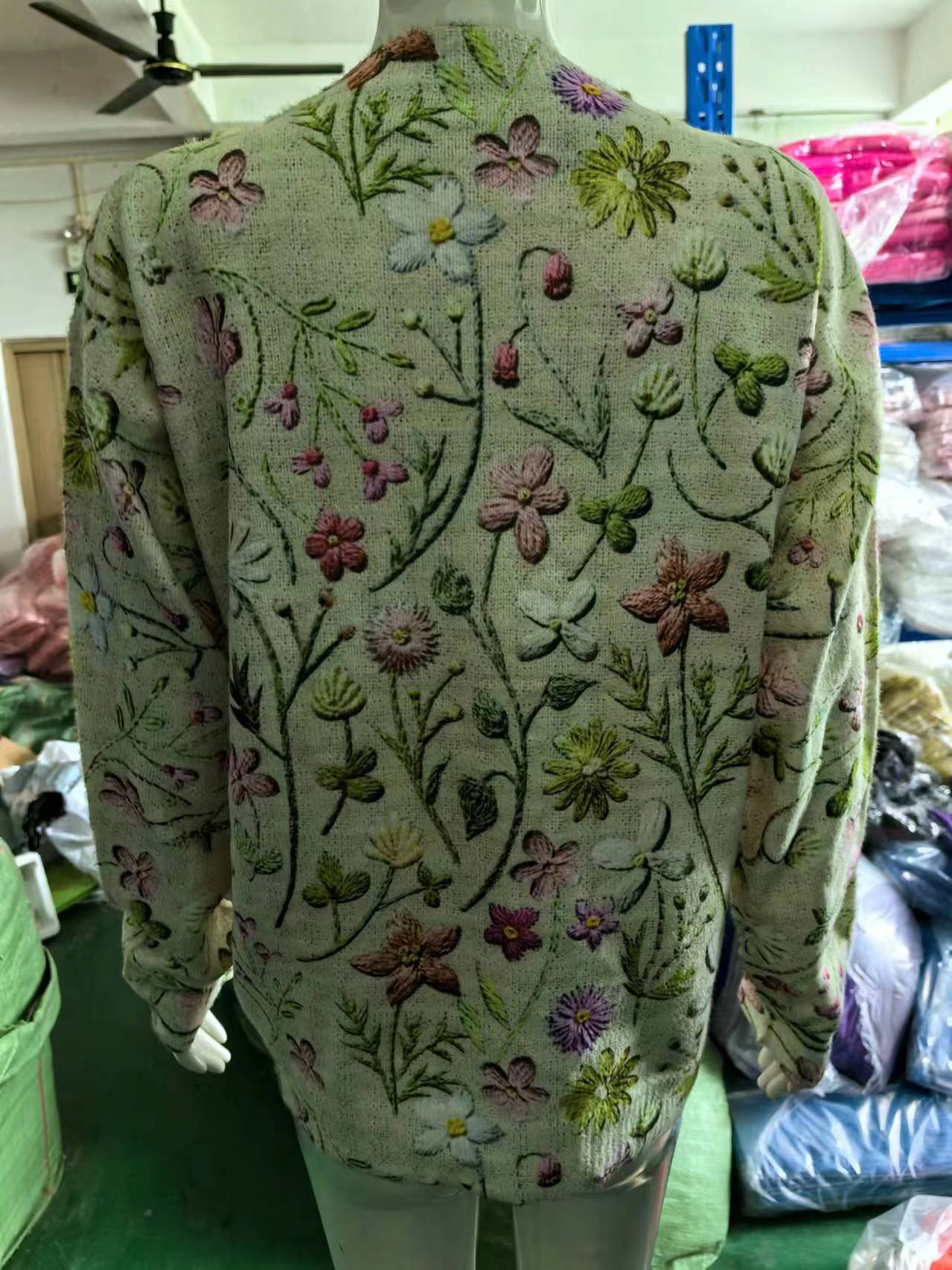 e28b889f81f1b6b6eb3c257d8fe177