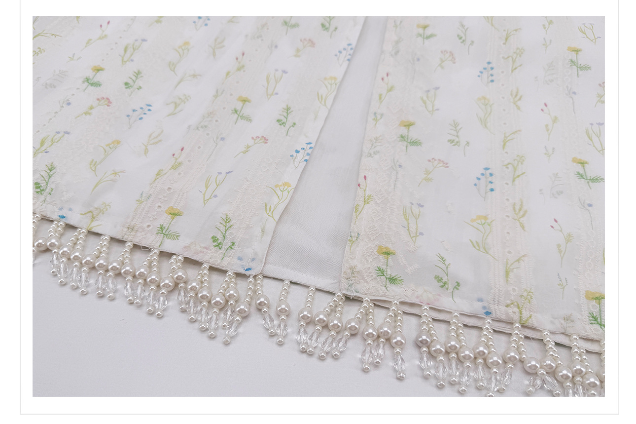 Đầm maxi nữ thắt eo phong cách tân cổ điển cổ đứng cột dây họa tiết hoa nhỏ xẻ tà — màu mơ chi tiết 5