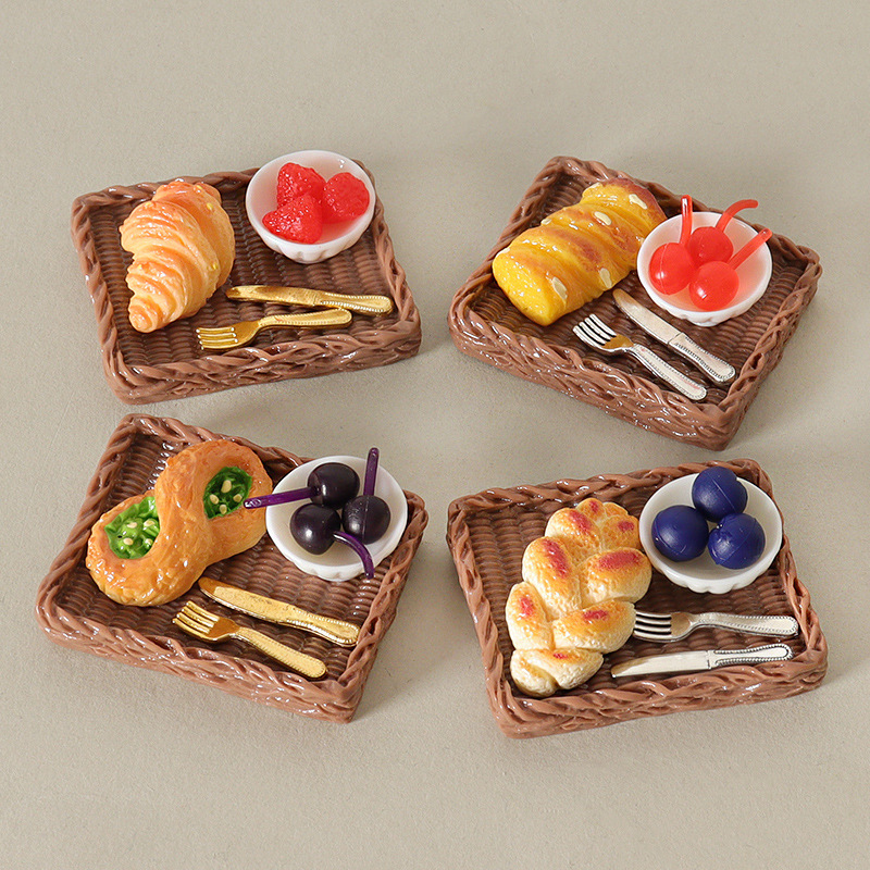 娃娃屋迷你仿真面包模型摆件手工diy刀叉桌面场景托盘装饰品配件