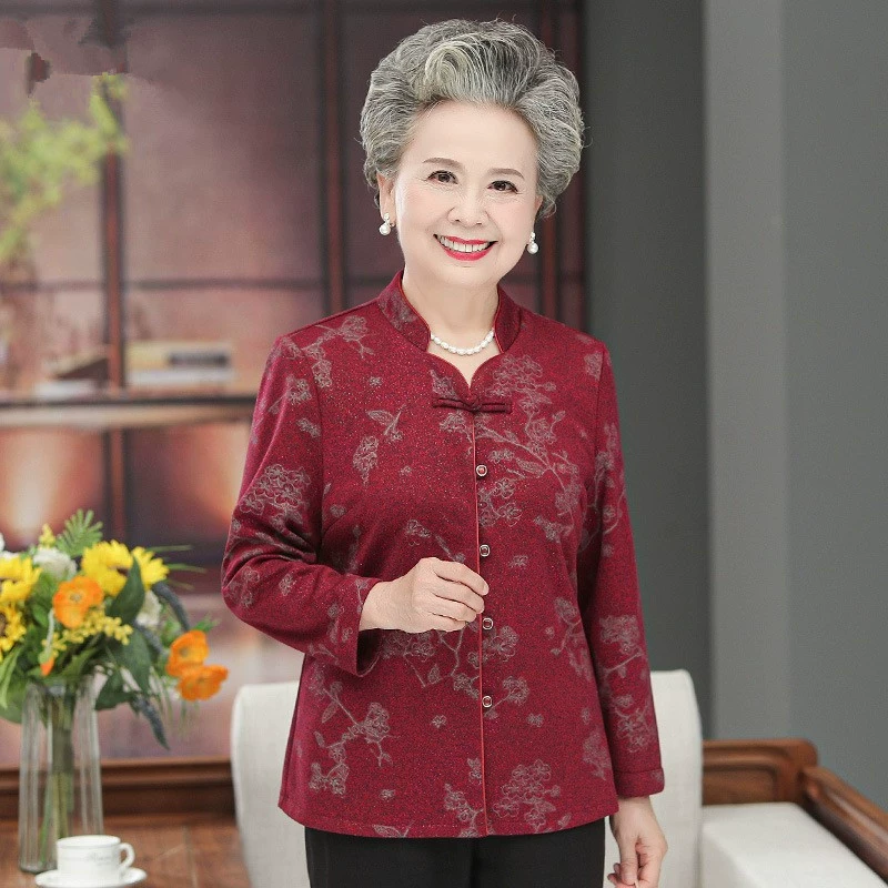 Бабушка в весенней рубашке 70 лет пожилая женщина осень Тан пальто мама платье свадебное платье рубашка женщина