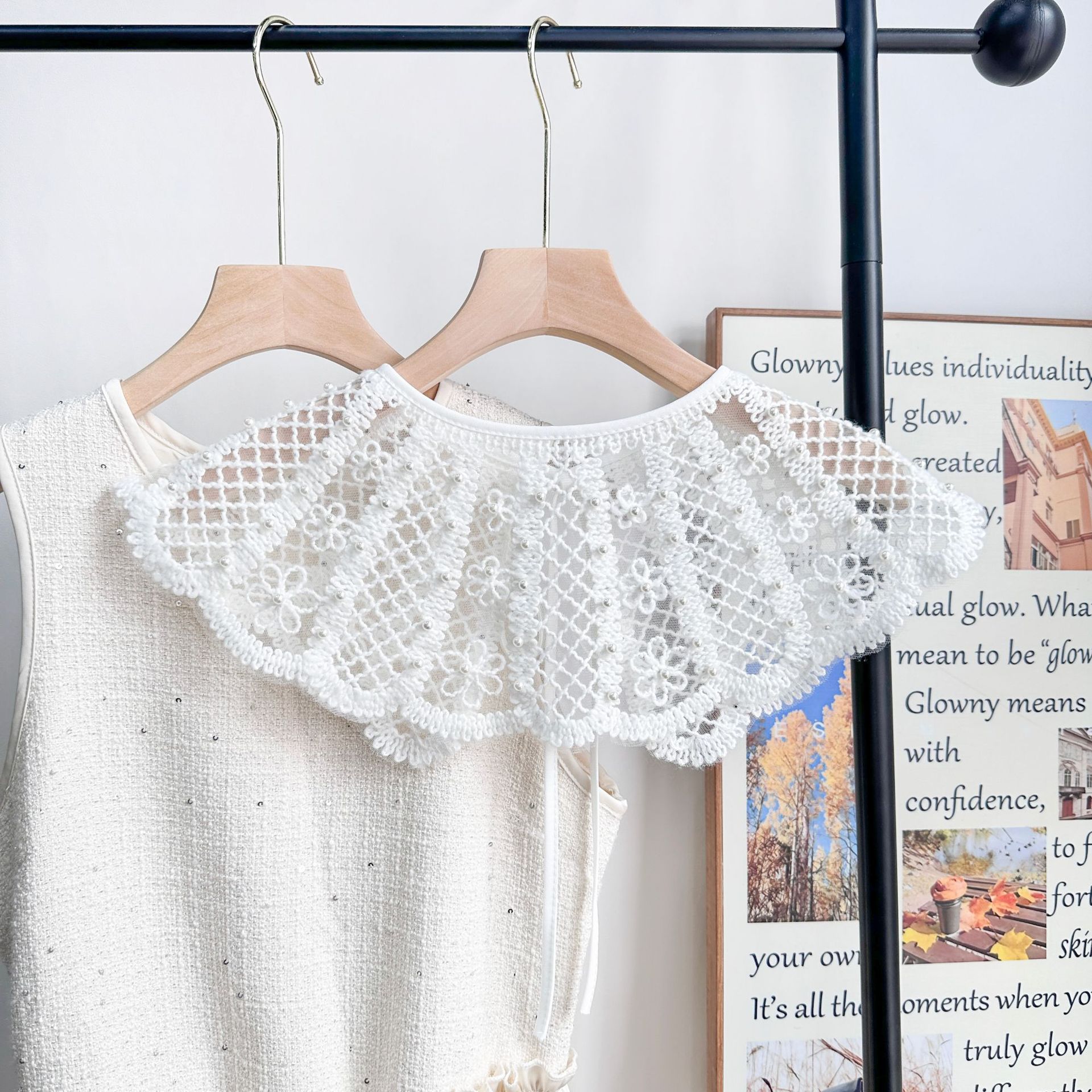 Mesh splice encaje perlas adornadas con diseño de lazos de cuello falso hueco exterior con chicas correa coreana decoración de chal