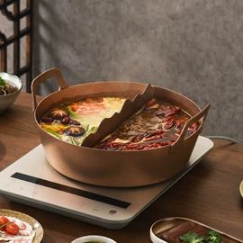 火锅;勺、调羹;汤锅