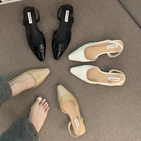 fashionable Mary Jane shoes pointed-toe