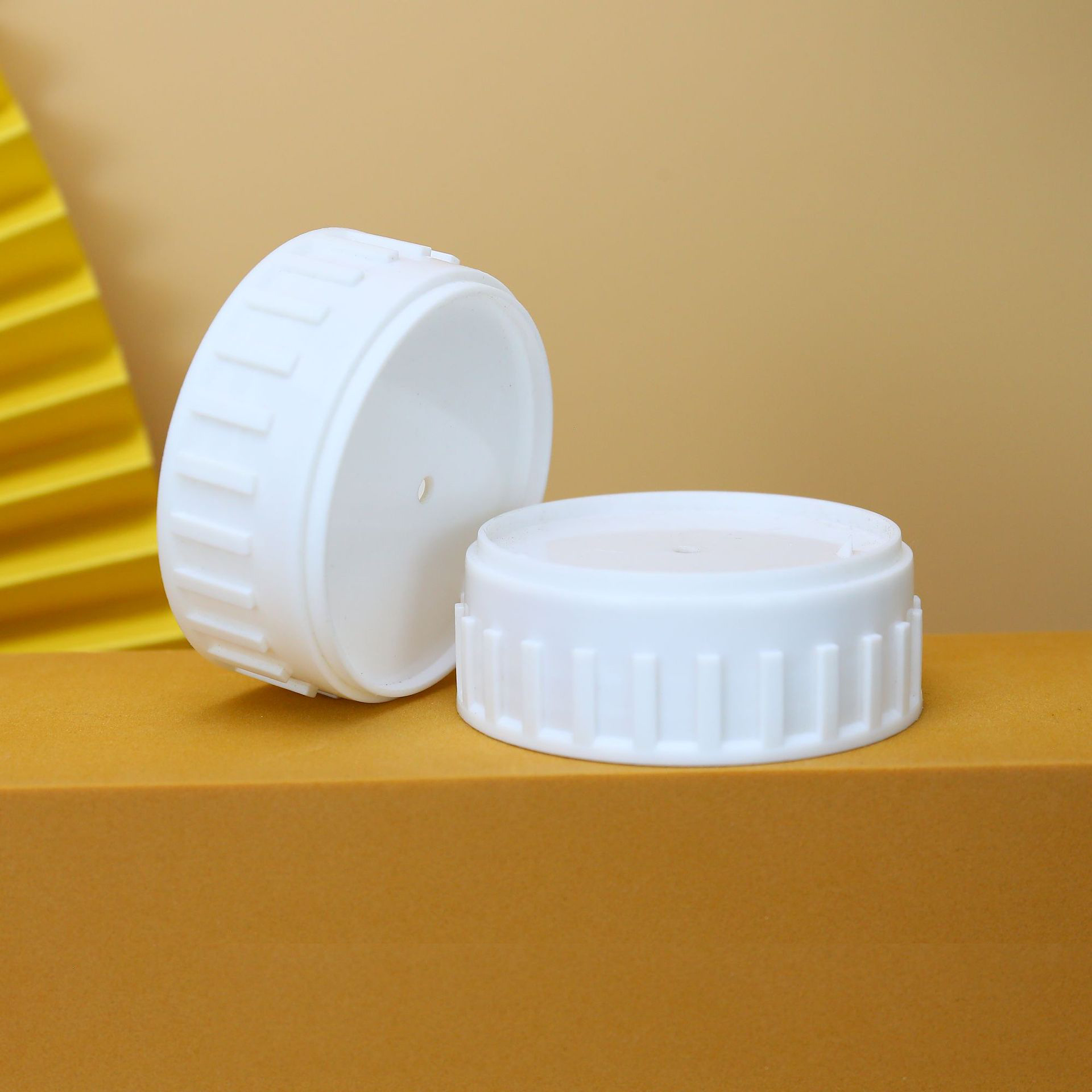 21566387230_838368568