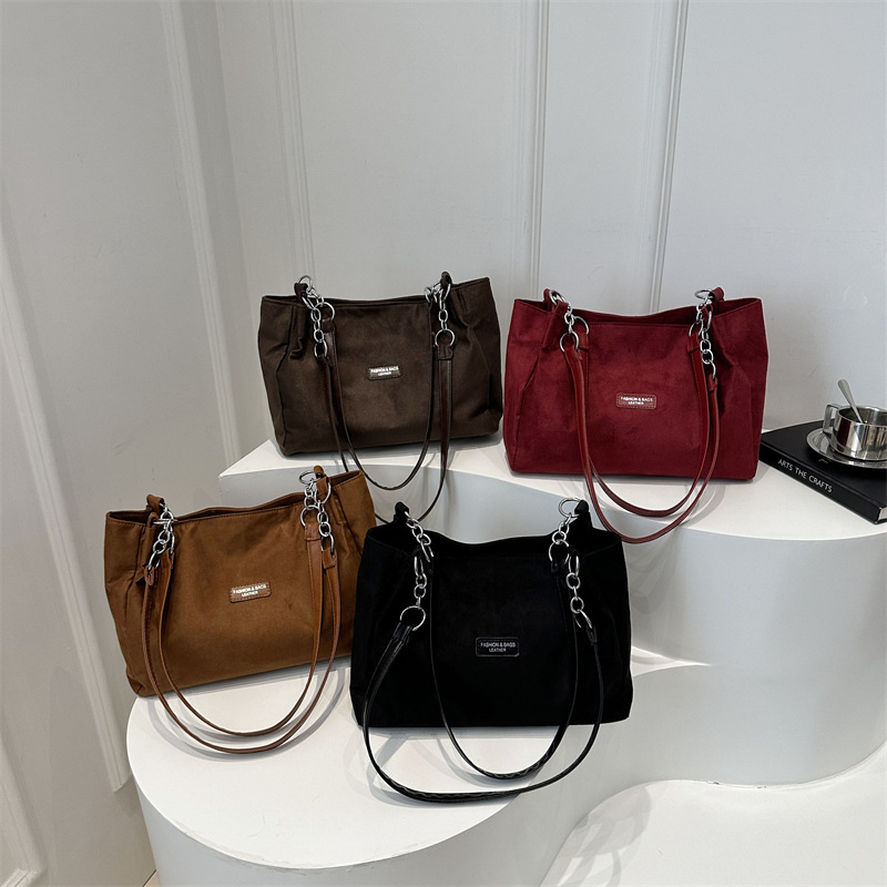 2024 otoño y invierno nueva bolsa de mujer de viaje, bolso de hombro de gran capacidad, bolso de mano popular retro