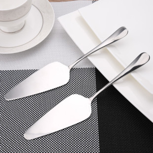 1010 Stainless Steel Cake Shovel with Toothed Triangular Pizza Shovel Household Kitchen Cake Baking Cream Scraper Tool