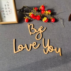 国境を越えて人気のある木製看板の家庭装飾文字の背景壁LOVE YOU BYE木製壁貼り