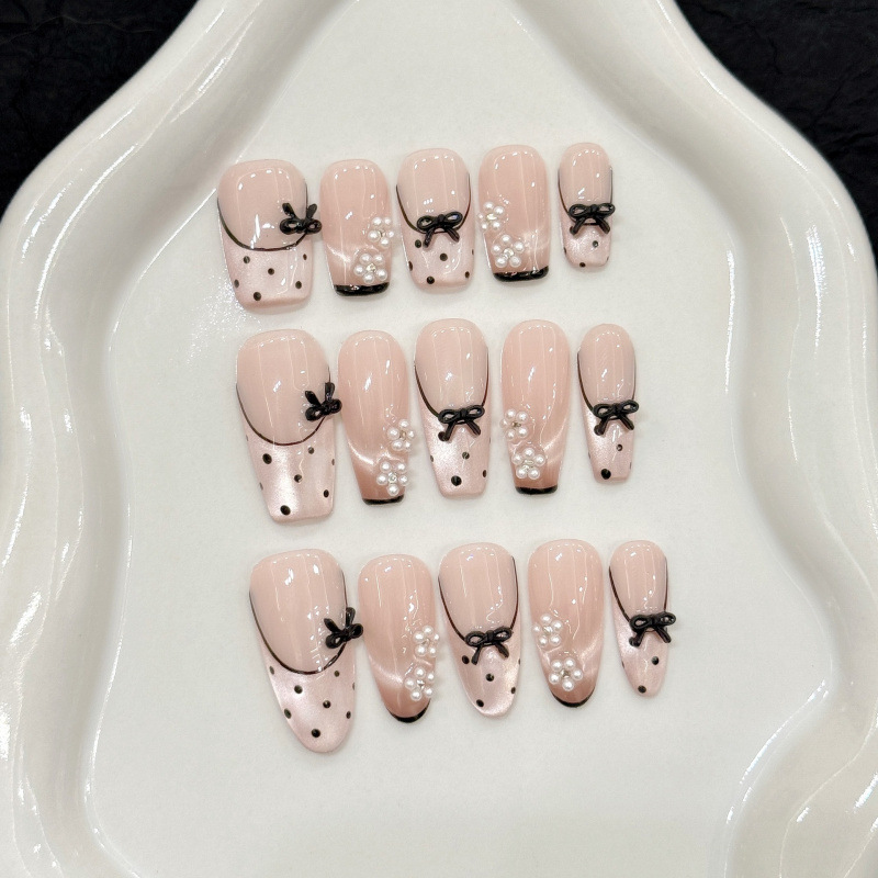 [Ballet Sweetheart] Hand-Painted Cat-Eye Lace French Polka Dot Manicure Stickers Handmade Wearable Nails Fake Nails
