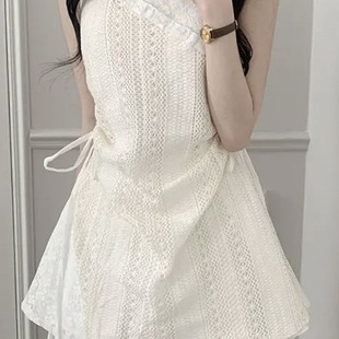 ���ɰ�ɫ�ٽz�U�յ����B��ȹŮ�nϵС����ȹ�@�ݯB��ϵ�����|��ȹ