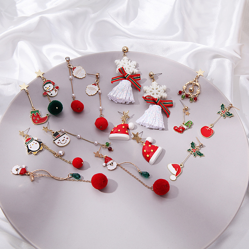 15g Weight 304 Stainless Steel Ear Needle Material Drop Earrings, Ear Studs Classification 1 Pair Quantity Daily, Street Occasion Alloy Material Christmas Festival Geometric, Santa Claus, Snowflake Pattern Women's Gender Classic Style Style 1 Pair Christmas Classic Style Geometric Santa Claus Snowflake Alloy Drop Earrings Ear Studs 9