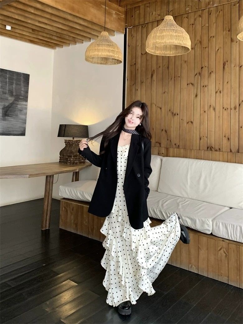 Váy maxi nữ thắt eo kiểu Pháp dây mảnh họa tiết chấm bi — Váy trắng gạo, Bộ đồ đen chi tiết 16