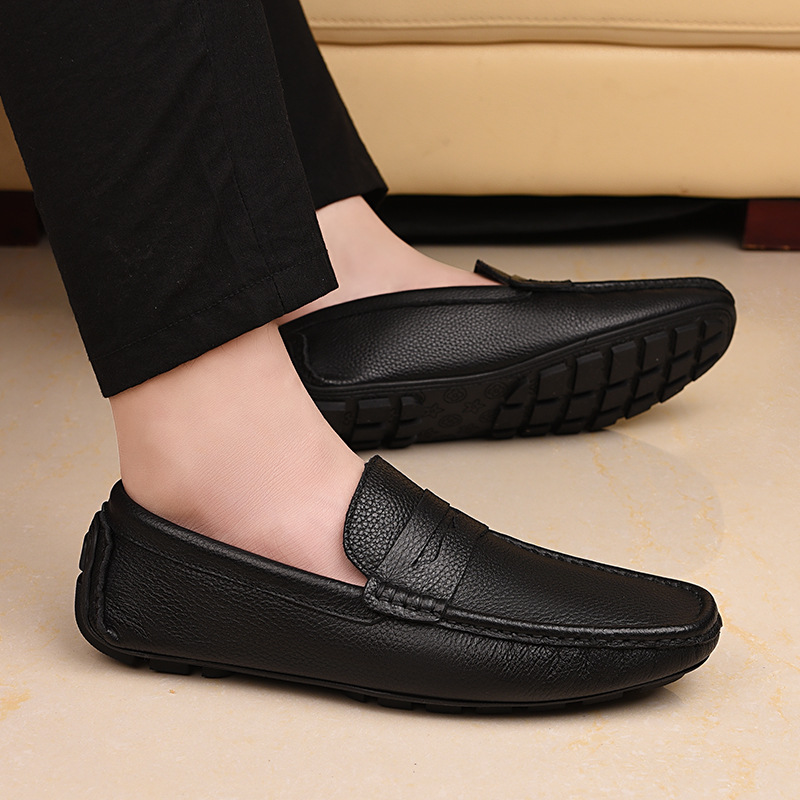 Casual footwear for men and women flat