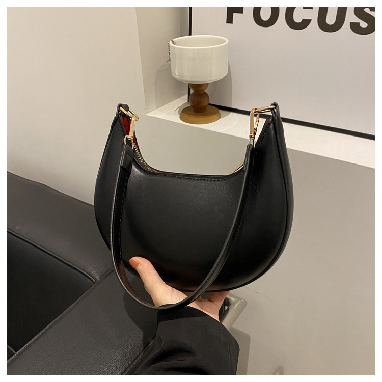 197g Weight Synthetic Leather Lining Material Sewing Thread Fashion Element Zipper Closure Type Single Shoulder Strap Strap Type Shoulder Bag Bags Type Daily Occasion Pu Leather Material Solid Color Pattern All Seasons Season Women's Gender Streetwear Style Square Shape Small Size Women's Small Pu Leather Solid Color Streetwear Sewing Thread Square Zipper Shoulder Bag 7