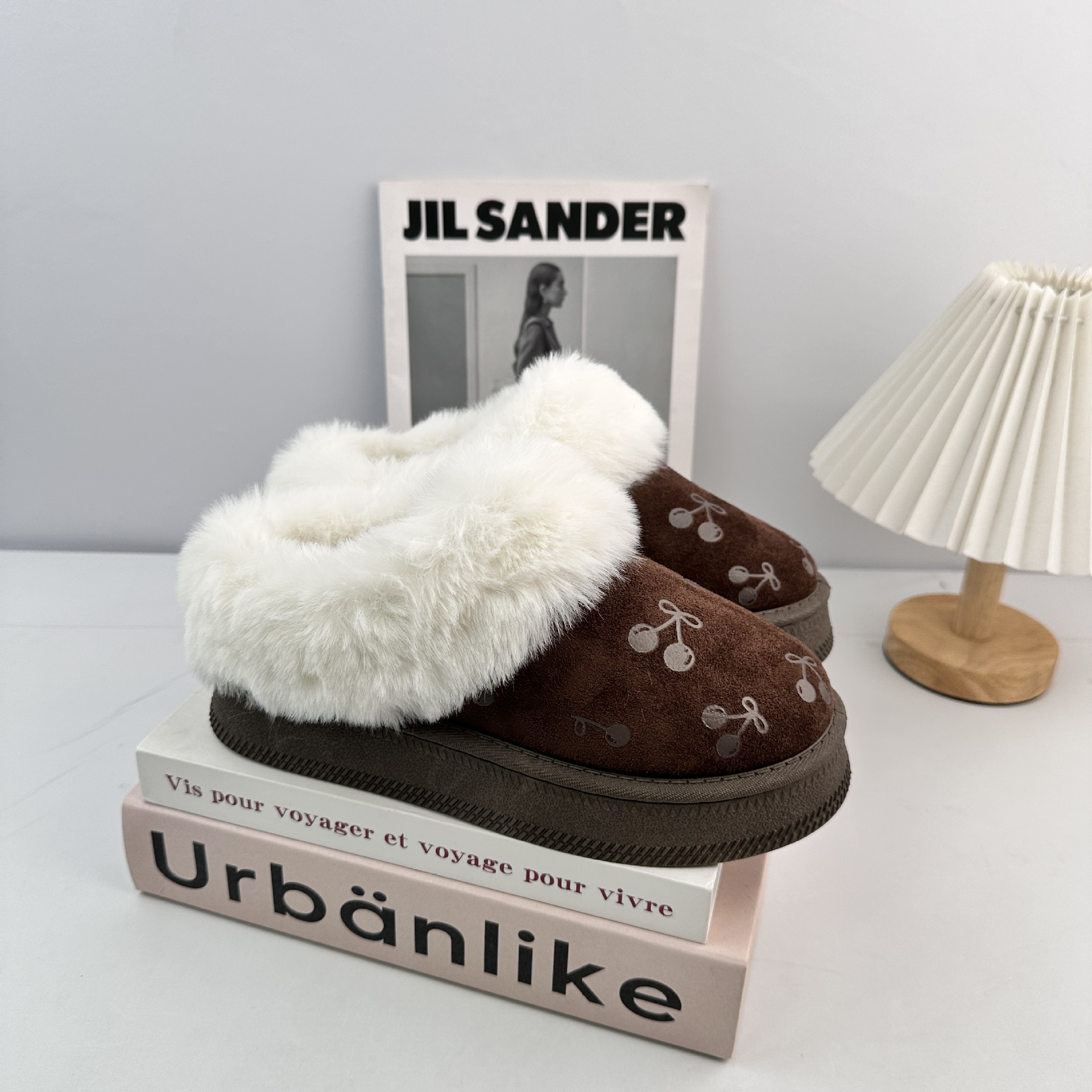 Zapatos de nieve de invierno de mujer botas de tubo bajo, zapatos de algodón calientes gruesos, zapatos de mujer para usar fuera, nicho universal y botas de lana de mujer