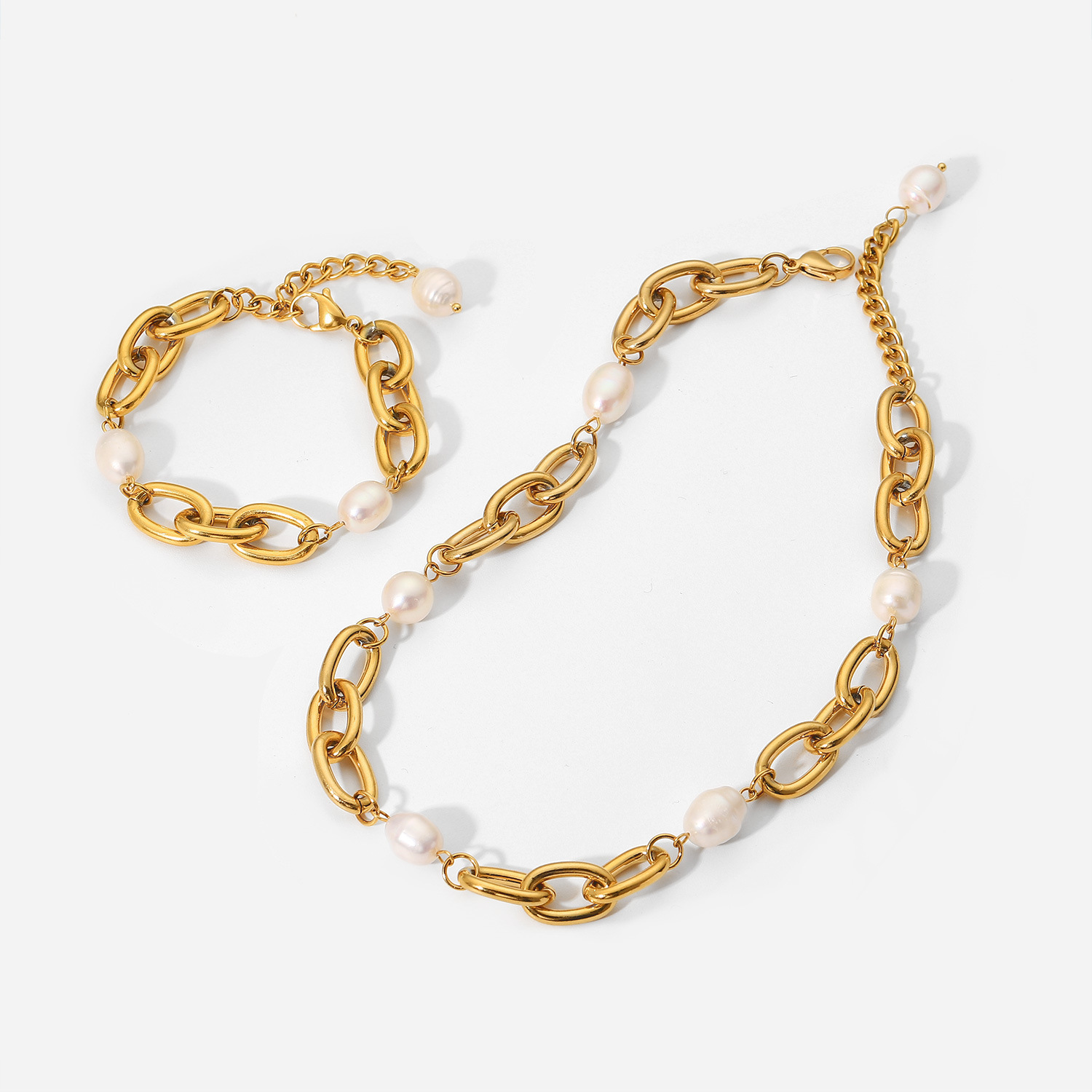Damenmode Einfache Art Geometrische Edelstahl Künstliche Perlen Armbänder display picture 4