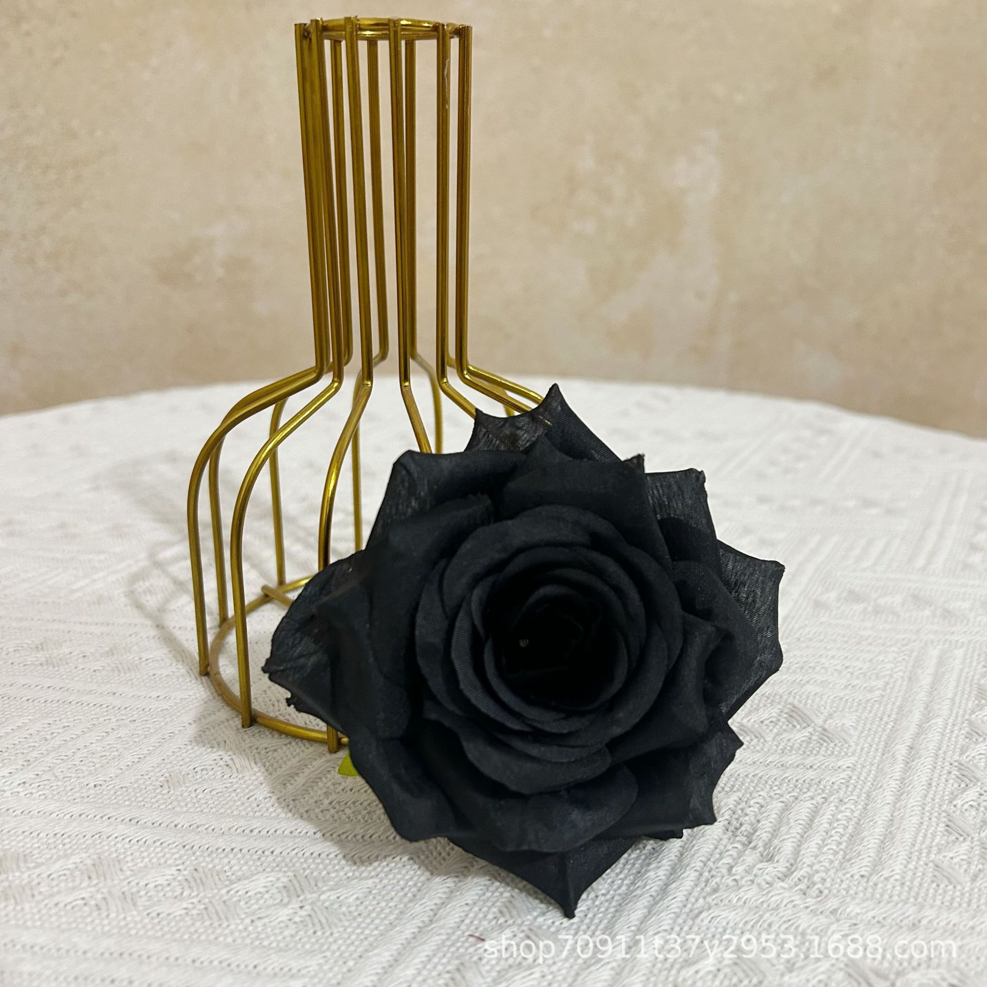 다이아몬드 로즈 헤드 블랙