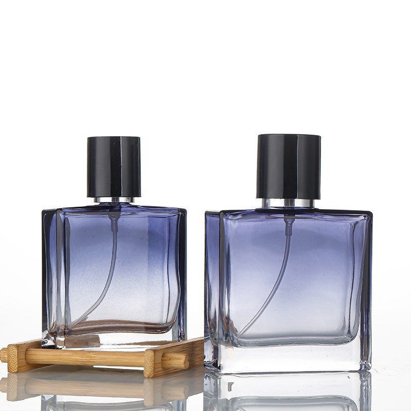 现货批发蔚蓝盖香水瓶玻璃瓶扁方喷涂便携按压式香水小样瓶乳液瓶