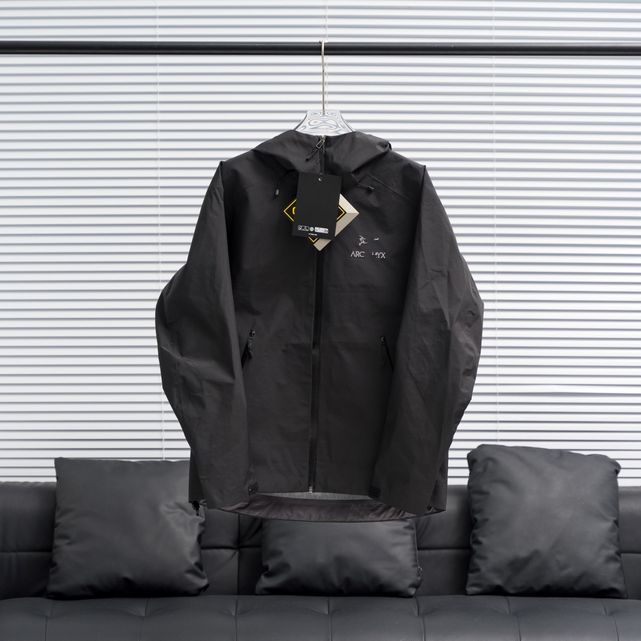 Transfronterizo suministro directo de LT Bird 's home con el mismo tipo de chaqueta de asalto masculina y femenina al aire libre impermeable abrigo de cáscara suave