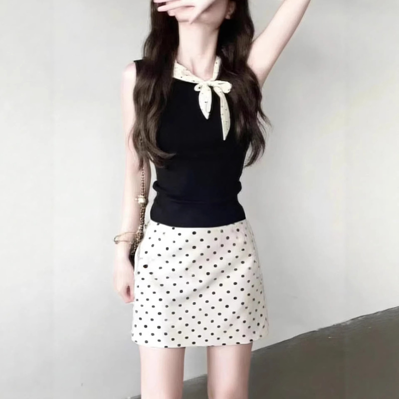 2026 French-Style Elegant Sleeveless Vest Top and Polka Dot Skirt Summer New Pure Desire Slimming Two-Piece Set