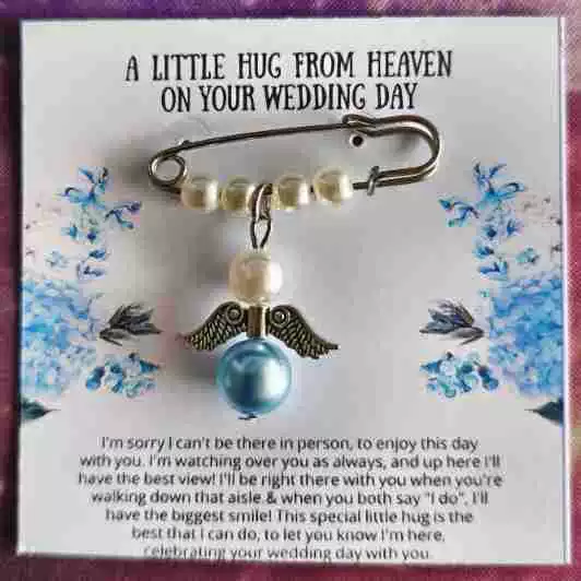 Cross-Border Amazon New Product White Blue Imitation Pearl Angel Wings Wedding Season Accessories Bouquet Brooch with Card