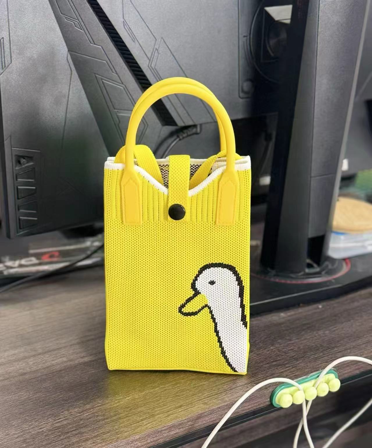 Amarillo. pato