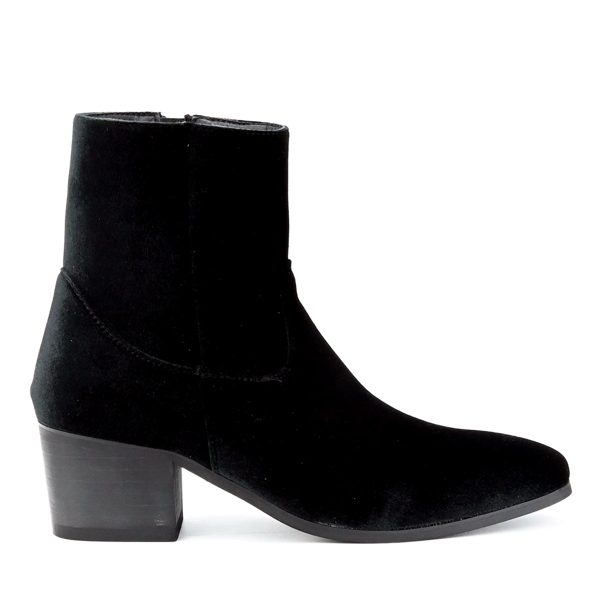 Fashionable boots