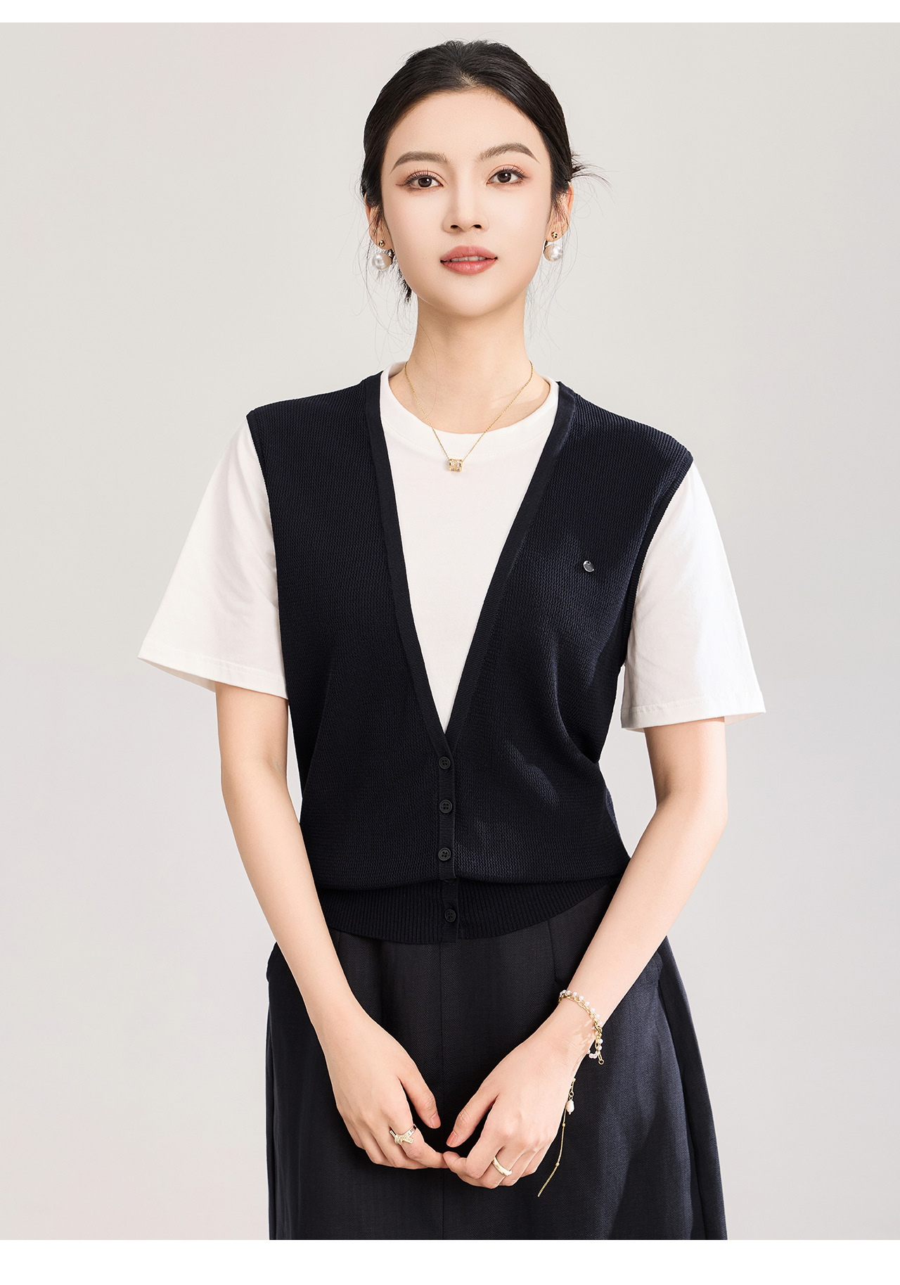Áo thun dệt kim tay ngắn cổ tròn chất liệu Tencel siêu mịn — màu xanh navy chi tiết 13