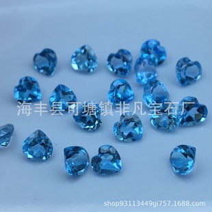 Natural Swiss Blue Topaz Heart-Shaped Ring Face, Pure Square Denier Shape Inlaid with Loose Stones Wholesale