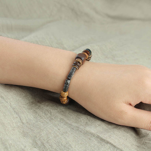 Retro Chinese-style natural stone bead bracelet, niche bohemian artisanal charm bracelet, ethnic-inspired accessory, traditional Chinese-style jewelry
