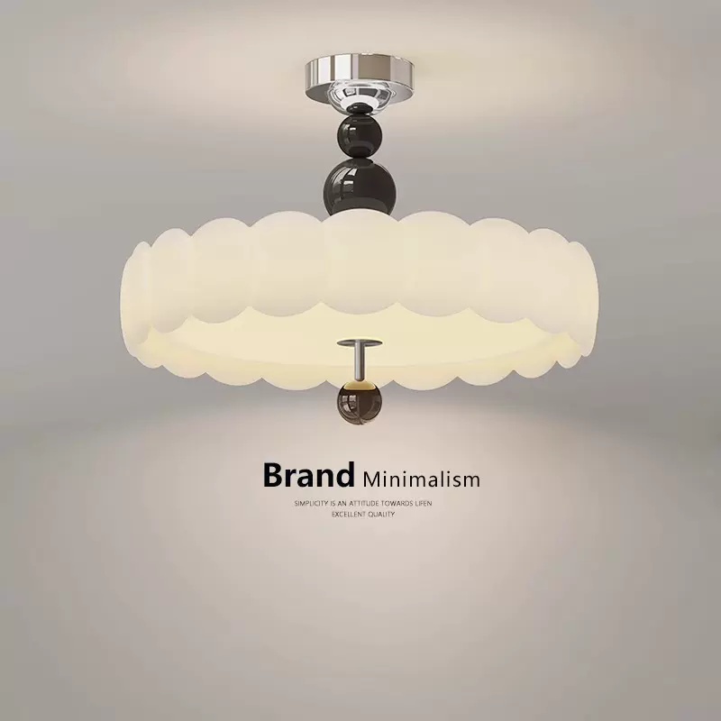 法式复古餐厅吊灯中古奶油风2025新款护眼餐桌灯创意饭厅吧台灯具