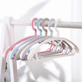 Одежда для одежды для домашней одежды с отметками и углами против плеч