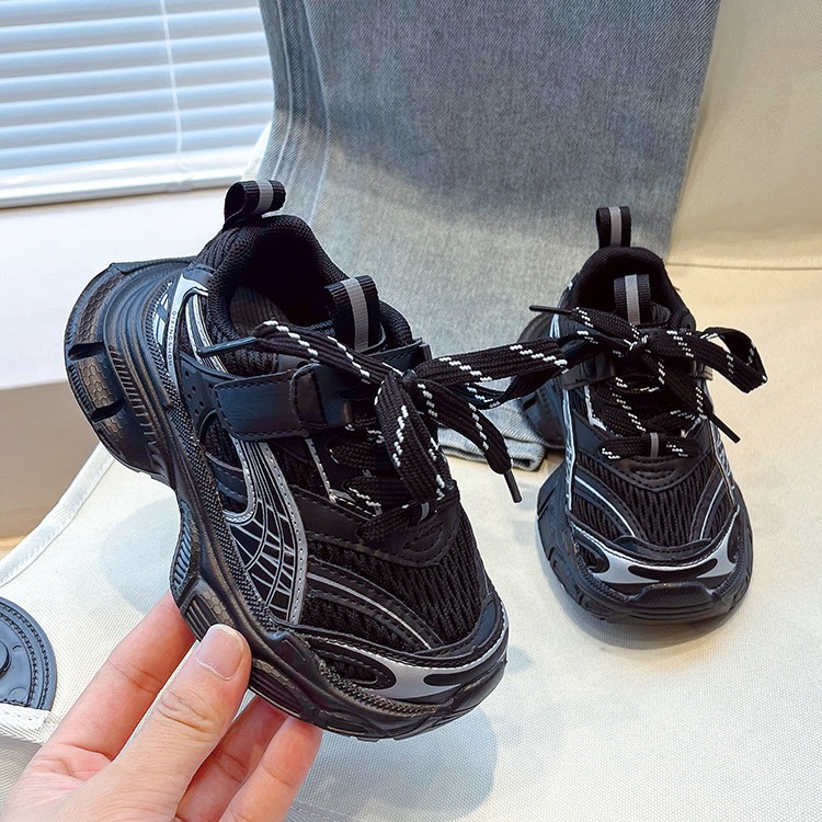 Demi-season mesh breathable children's sneakers for boys