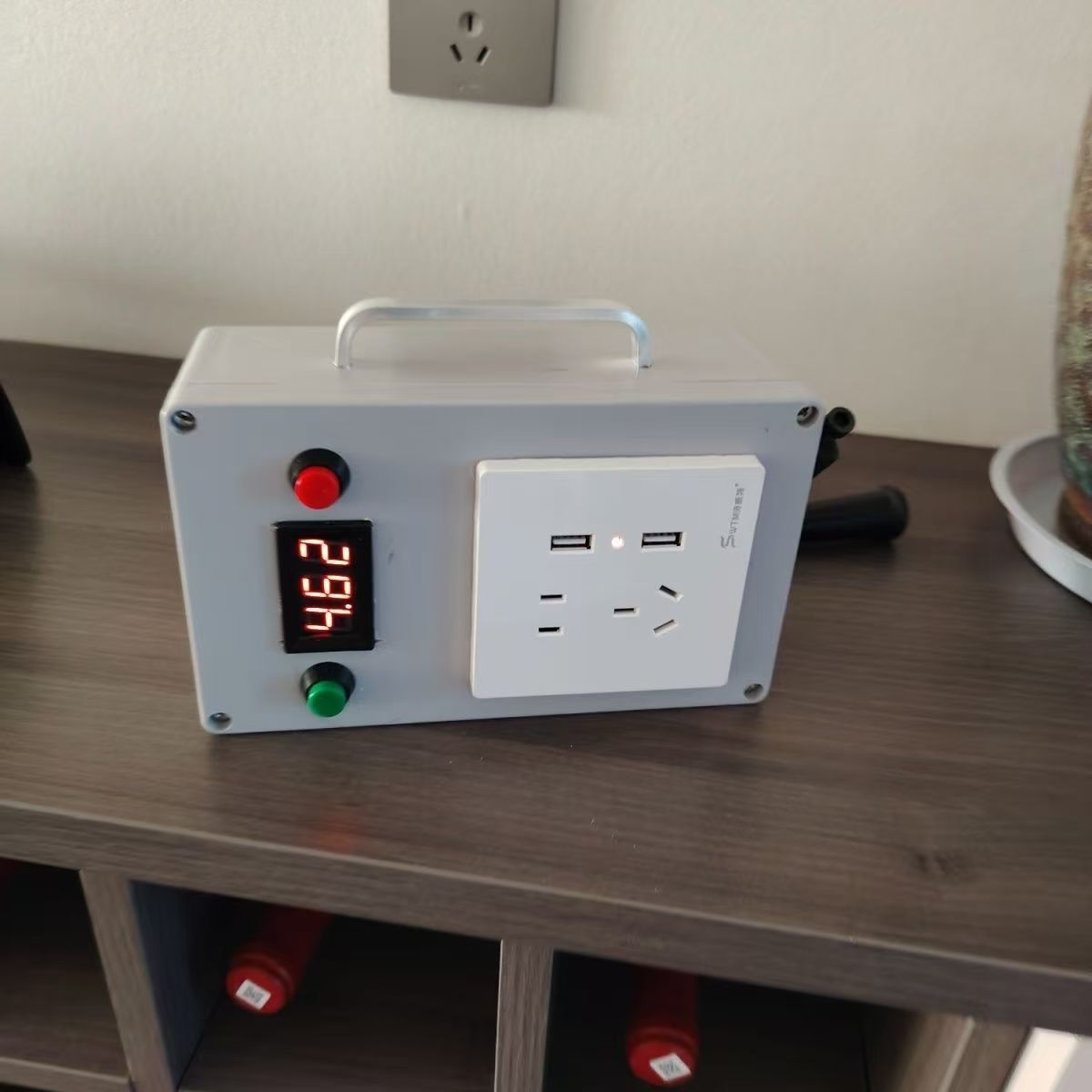 Generador de manivela fuente de alimentación al aire libre 220V 150 vatios iluminación de campamento al aire libre banco de energía portátil fuente de alimentación de emergencia