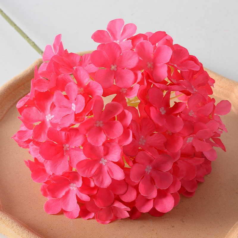 Piruleta de boda de hortensias de simulación, sentido avanzado, hortensias, auditorio de bodas, hileras de flores falsas, arreglo de pared de flores, hileras de flores