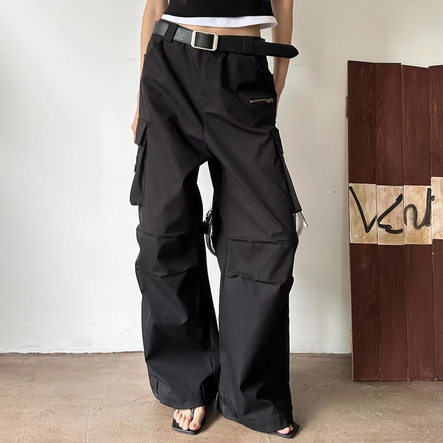 Vintage American-Style Multi-Pocket Wide-Leg Cargo Pants for Women, Spring/Summer Outdoor Hiking Pleated Slim-Fit Casual Long Pants