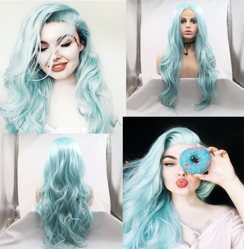 blue wavy wig with hair parting