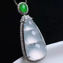 翡翠项饰;翡翠手饰;天然珍珠项饰