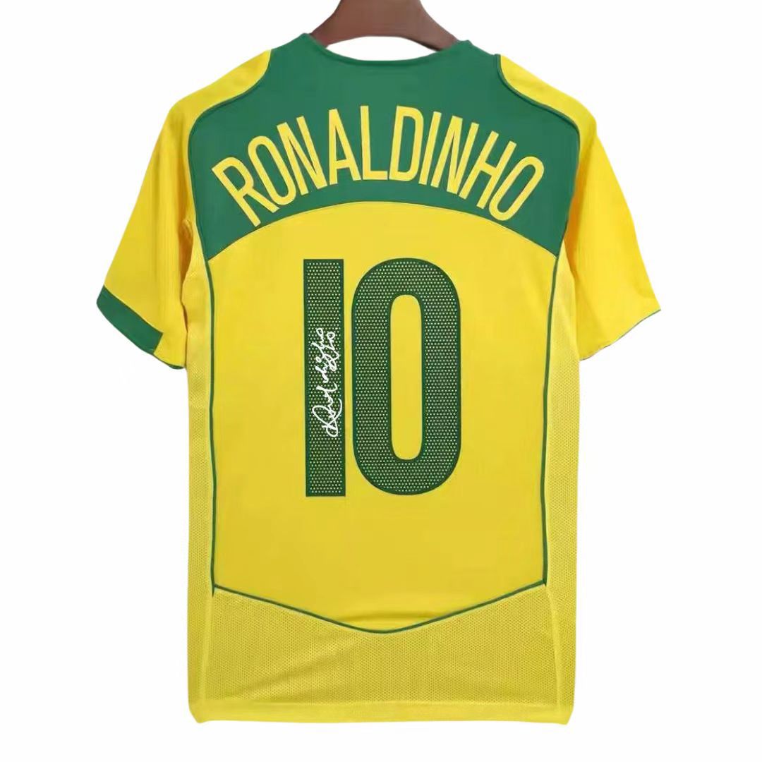 시그니처 모델 - 브라질 - No. 10 호나우지뉴 - 2004