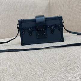 L驴n男女包磁扣开关挎包单肩包斜挎包盒子包高品质图片实拍