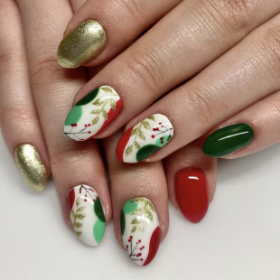 Short Glittering French Christmas Dressing Armor Red and Green Nail Art Leaves Small Flower Glitter Powder 24 Pieces Christmas Dressing Armor