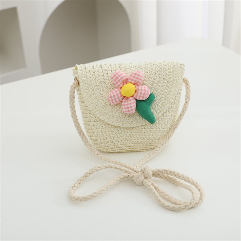 밀크 화이트 플라워 플랩 백 11*14*6cm