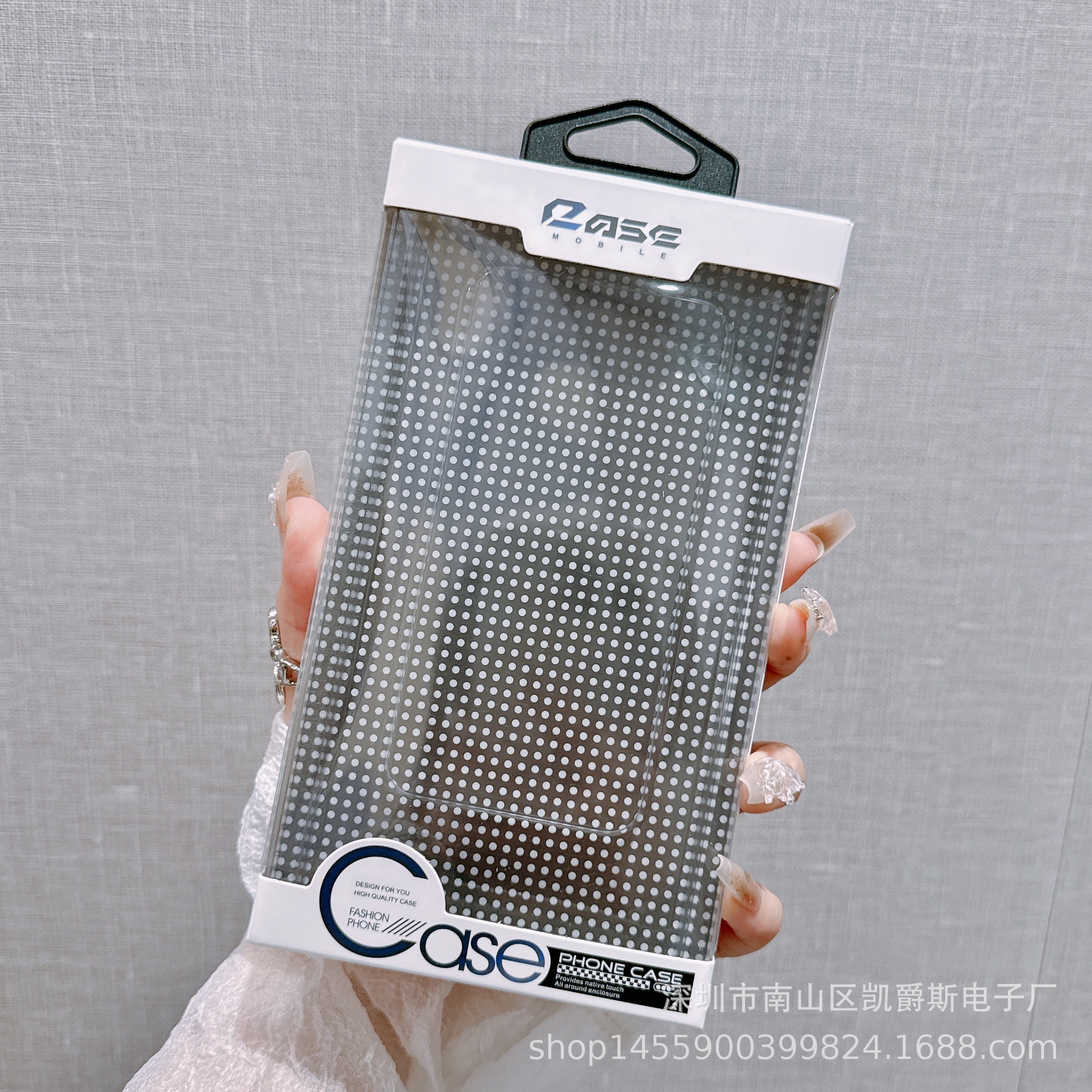 블랙 도트 로우 카드