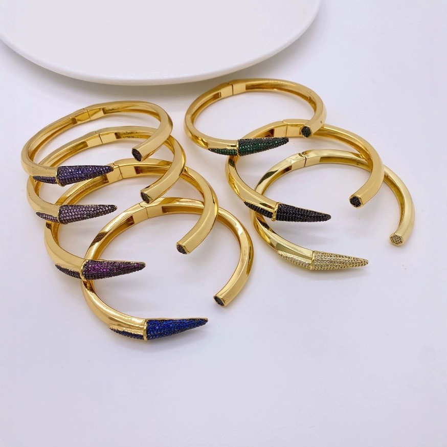 18K Gold Plated Plating Material Wholesale Jewelry IG Style Geometric Copper Zircon 18K Gold Plated Inlay Bangle