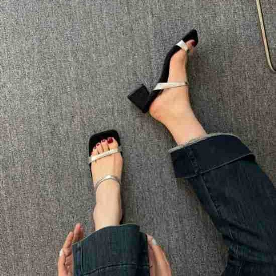 Korean High-End One-Strap High 2025 Summer New Versatile French Style Chunky Heel Women's Sandals_vogvips.com